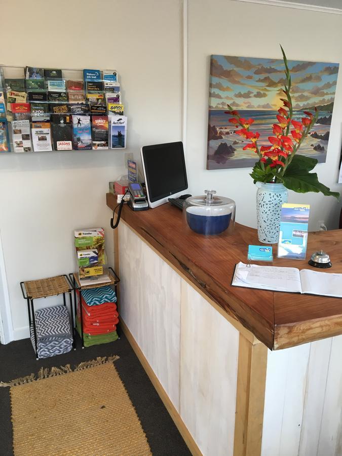 Raglan Palm Beach Motel Eksteriør bilde