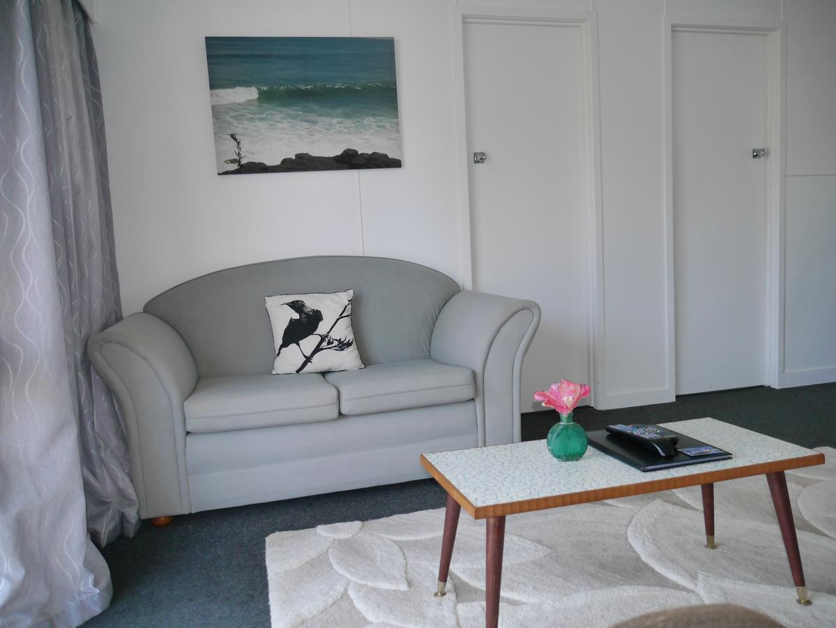 Raglan Palm Beach Motel Eksteriør bilde
