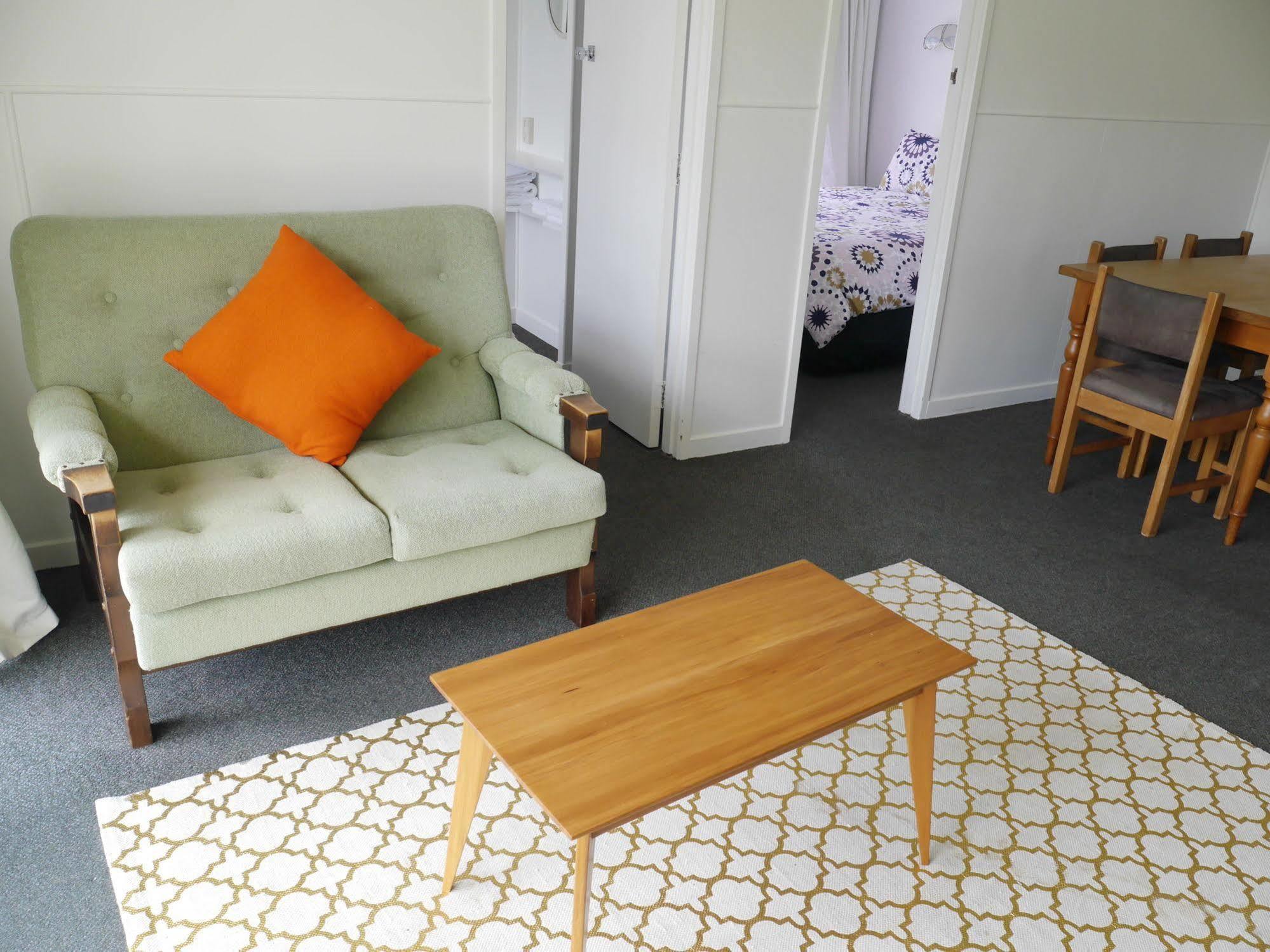 Raglan Palm Beach Motel Eksteriør bilde